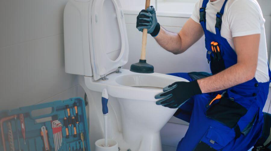 Professional expert plumbing services in Scott Air Force Base, IL